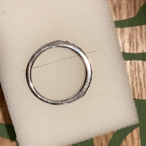 Sterling silver ring - Picture 2 of 3